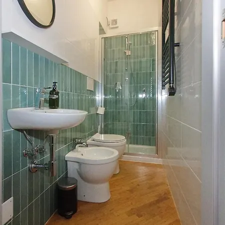 Aurora Guest house *